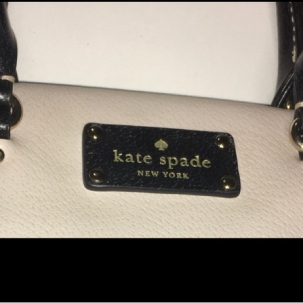 KATE SPADE Small Wellesley Camryn Leather Satchel - Picture 4 of 9